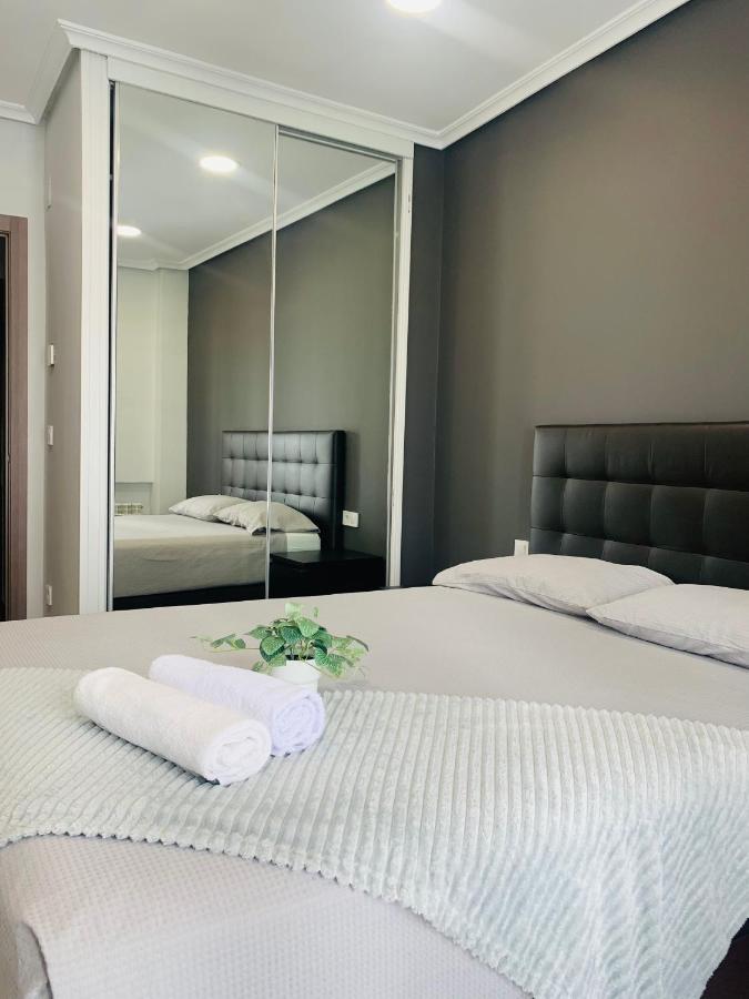 Apartamento Deluxe, 4 Habitaciones, Parking Madrid Exterior foto